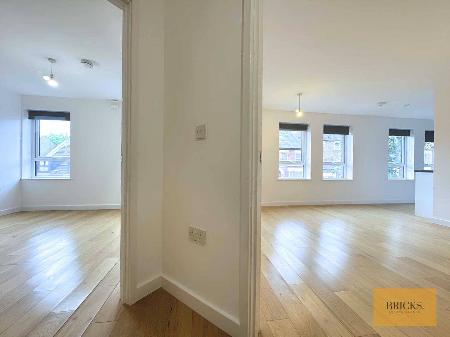 -qfB6Yvv40GmLhtLBN15dQ